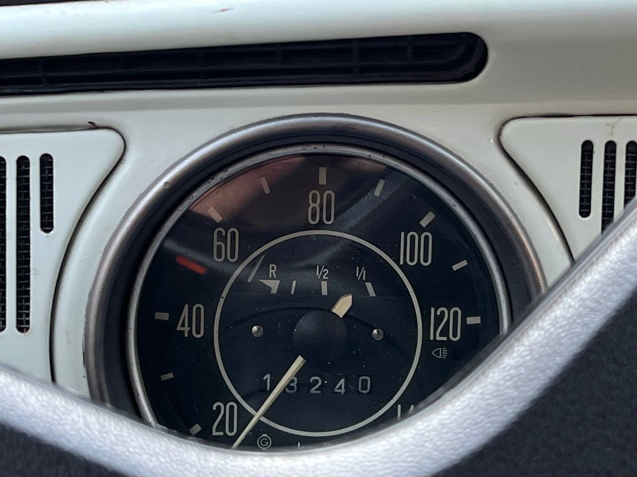 Volkswagen Beetle 1300 - 8