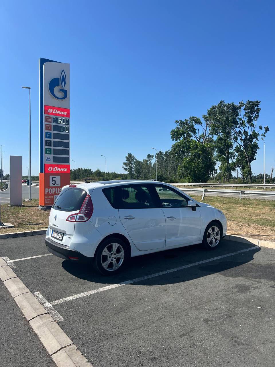 Renault Scenic 1.5 TDCI · 2011 · Dizel