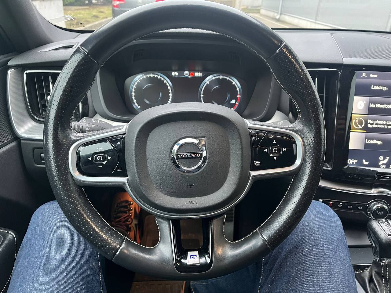 Volvo XC60 D4 AWD R-Design - 3