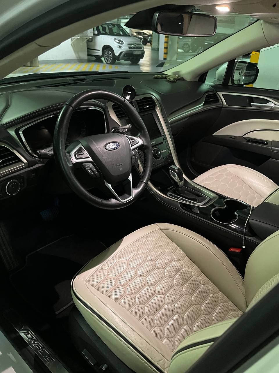 Ford Mondeo Vignale - 3