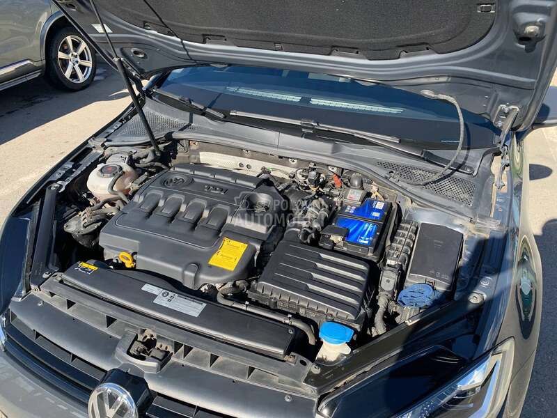 Volkswagen Golf 7 - 6