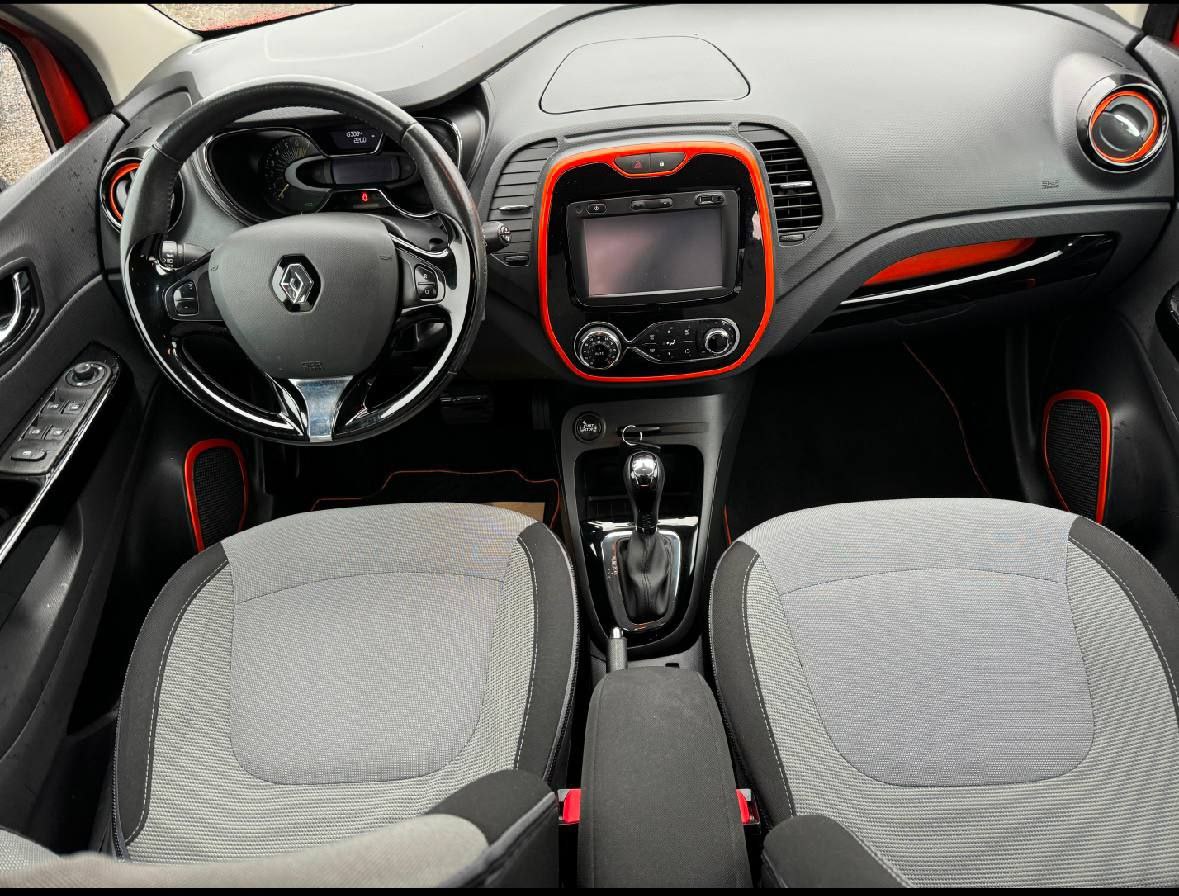 Renault Captur - 10