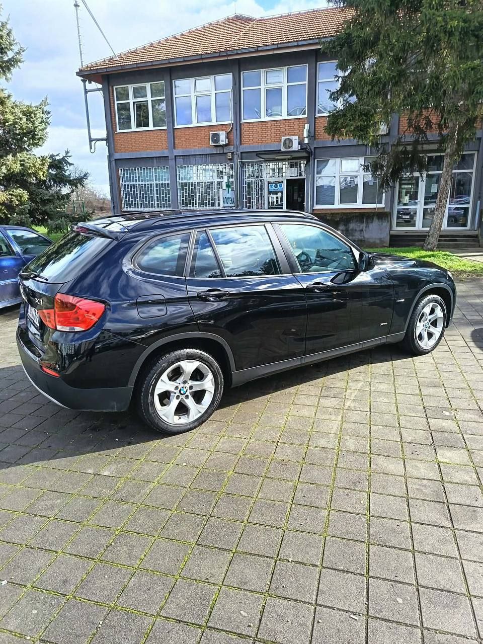 BMW x1 xdrive 4x4 - 8