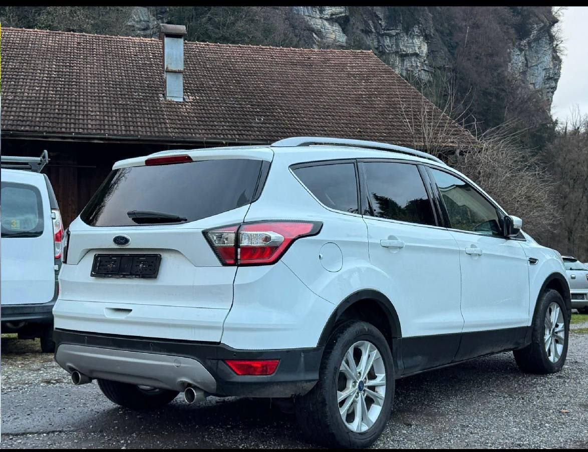 Ford Kuga - 7