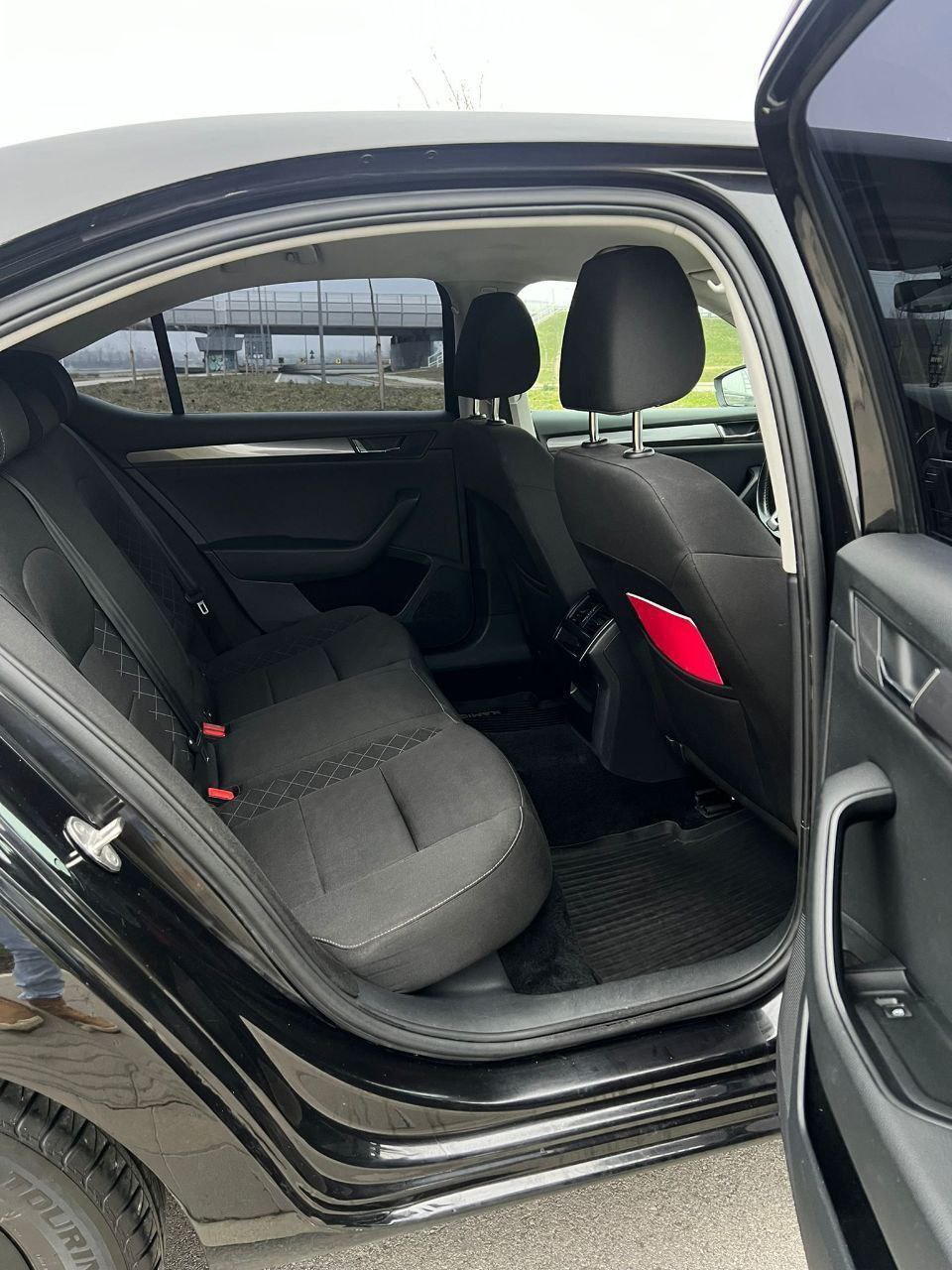 Škoda Superb 2.0 TDI - 4