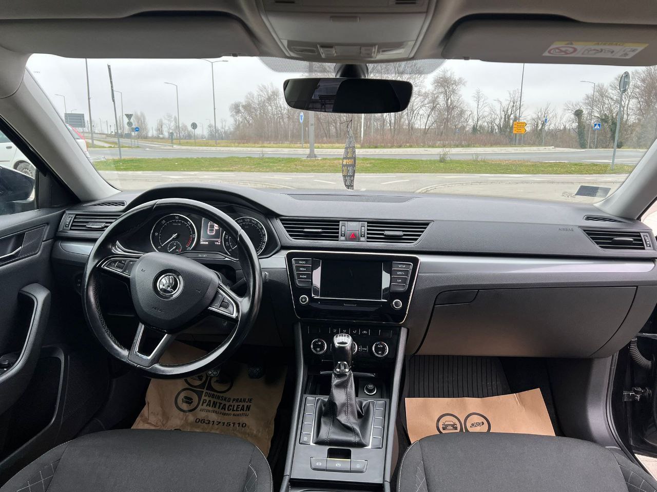 Škoda Superb 2.0 TDI - 6