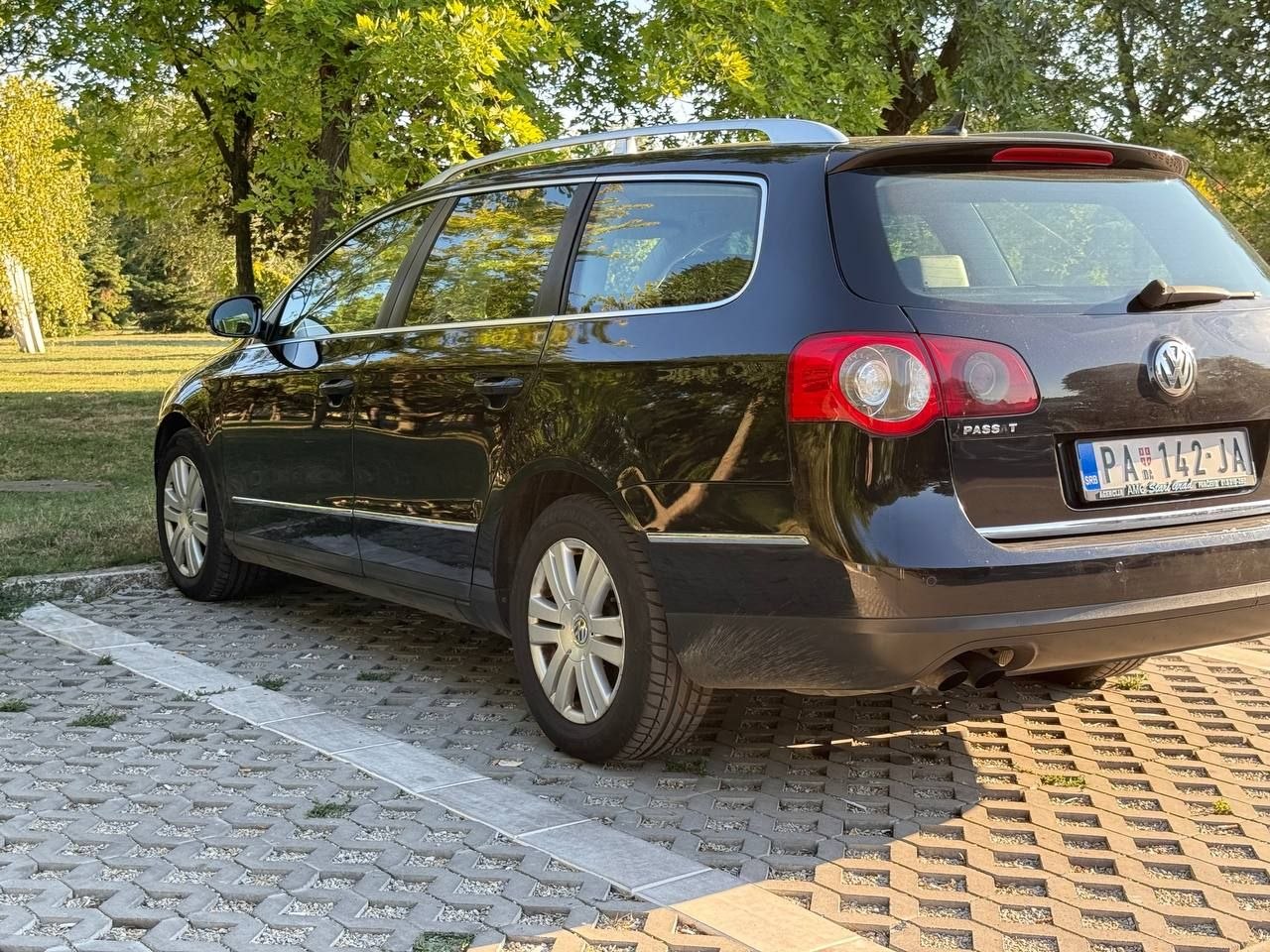 Volkswagen Passat B6 2.0 TDI - 2