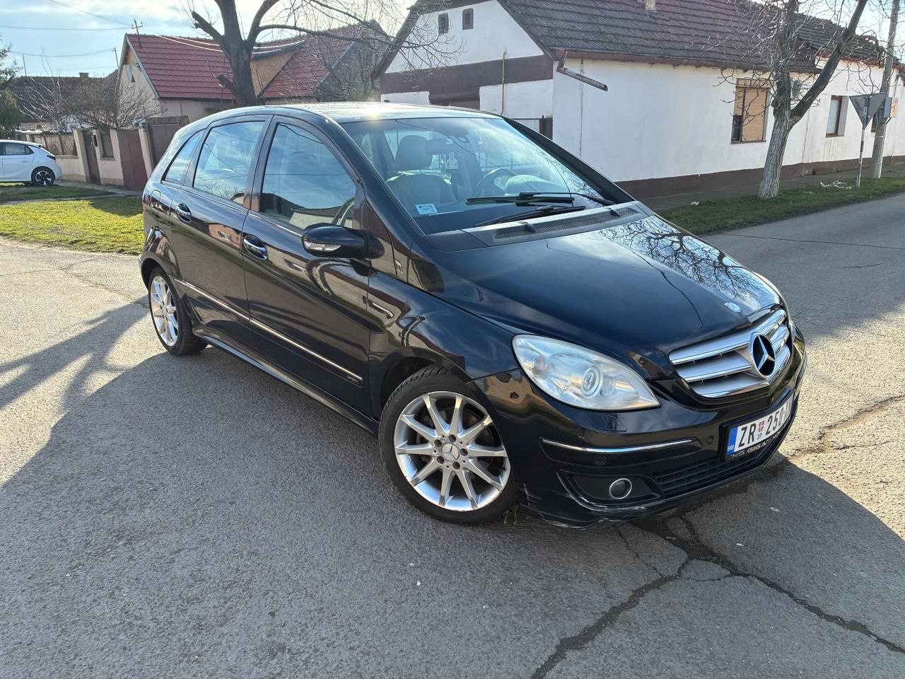 Mercedes B-200 2007 - 1/6