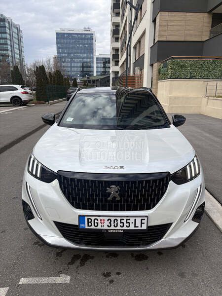 Peugeot 2008 GT line 1.2 PureTech - 1/8