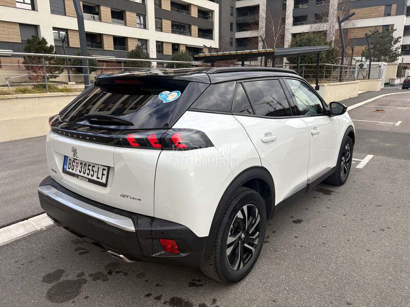 Peugeot 2008 GT line 1.2 PureTech - 4