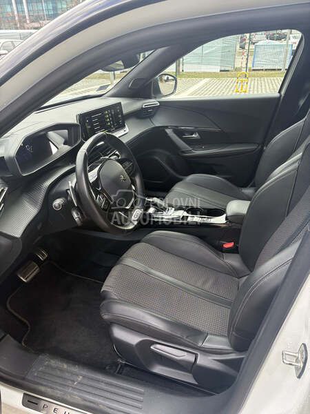 Peugeot 2008 GT line 1.2 PureTech - 7