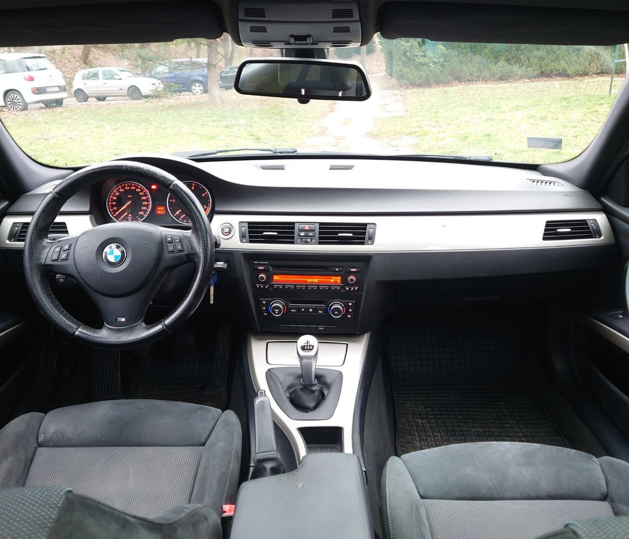 BMW 318d Touring E91 2.0 - 8